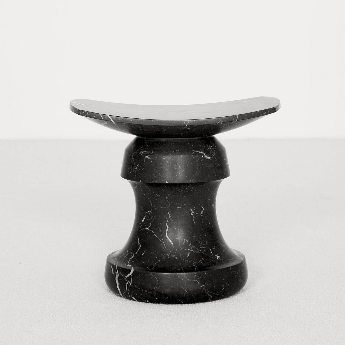 Roi stool - marble edition
