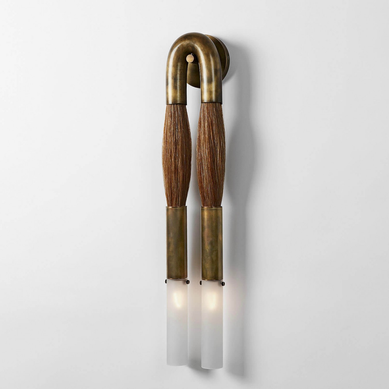 HORSEHAIR SCONCE