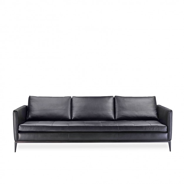 Hunt Sofa