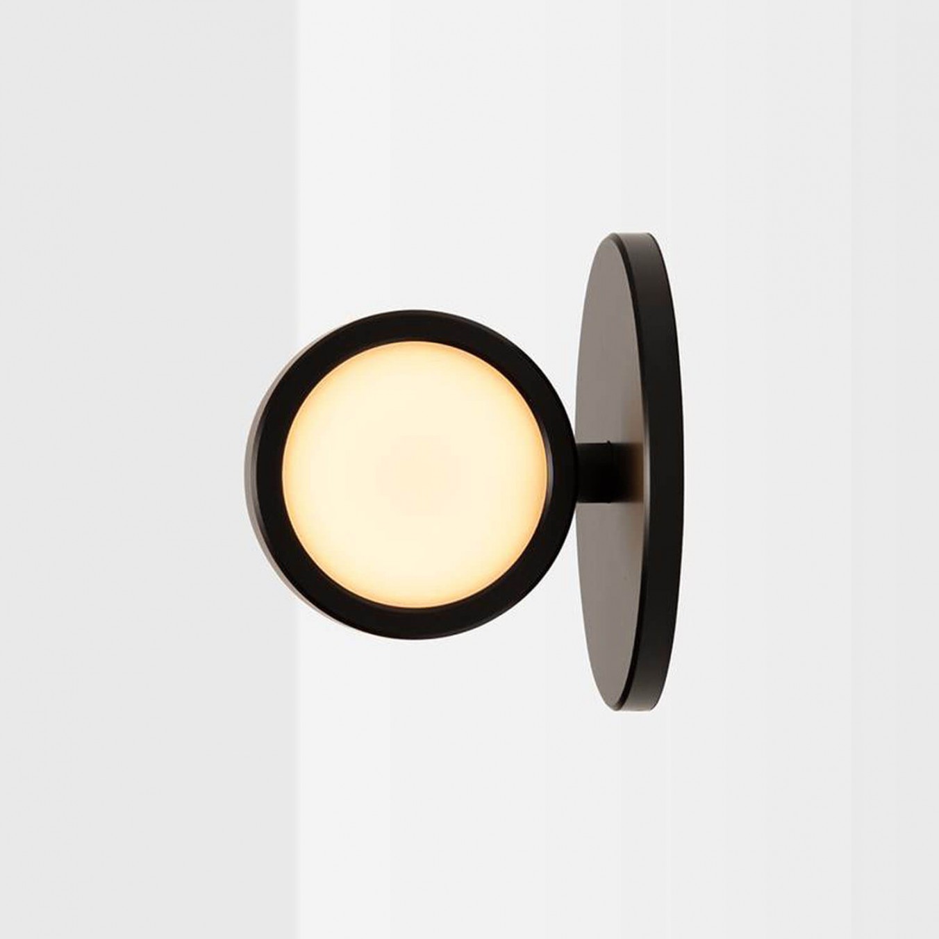 Discus Mini Sconce