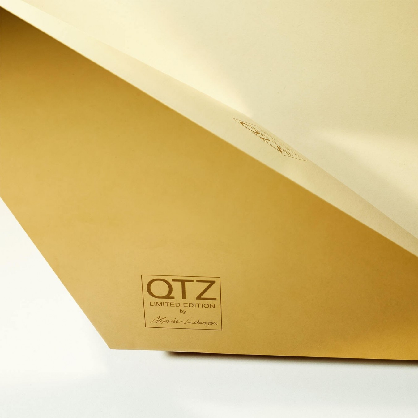 QTZ Lounge and ottoman
